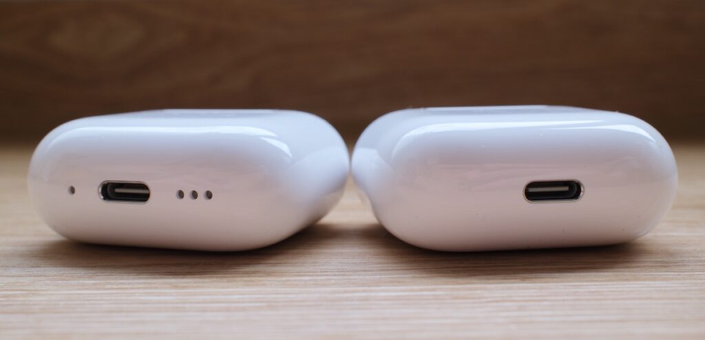 Apple AirPods 4 different cases